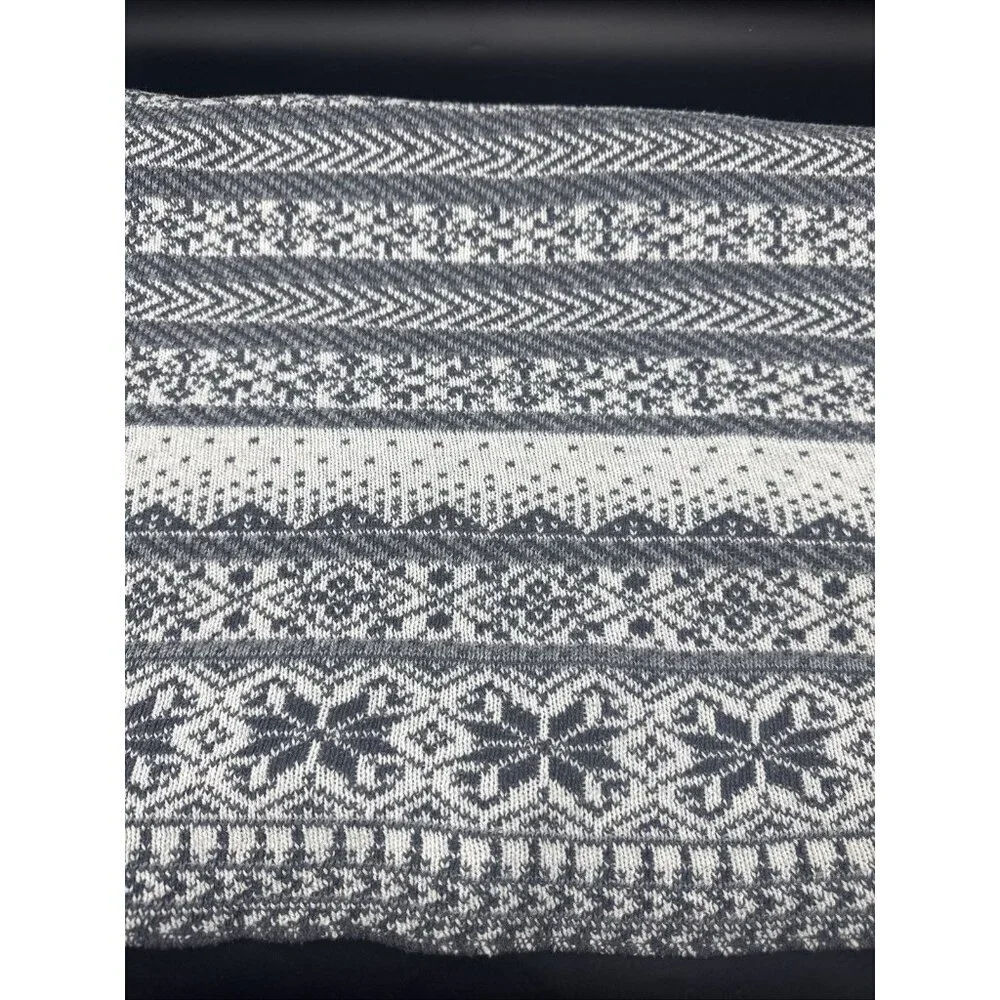 Reversible Cozy Gray White Fair Isle Throw Blanket Made In Canada 63” X 66”‎